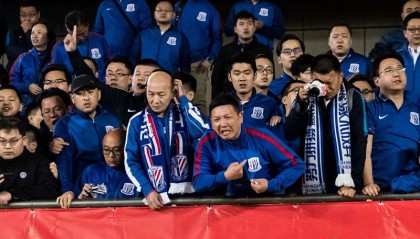  尤文球迷横幅抗议管理层，要求重聘体育总监  