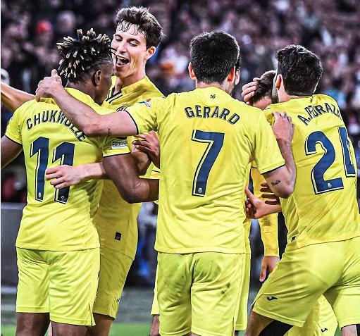  弗里克变阵三中卫激活拜仁进攻体系  